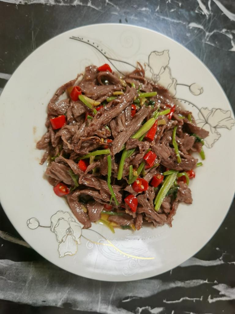 朝天椒炒牛肉的做法