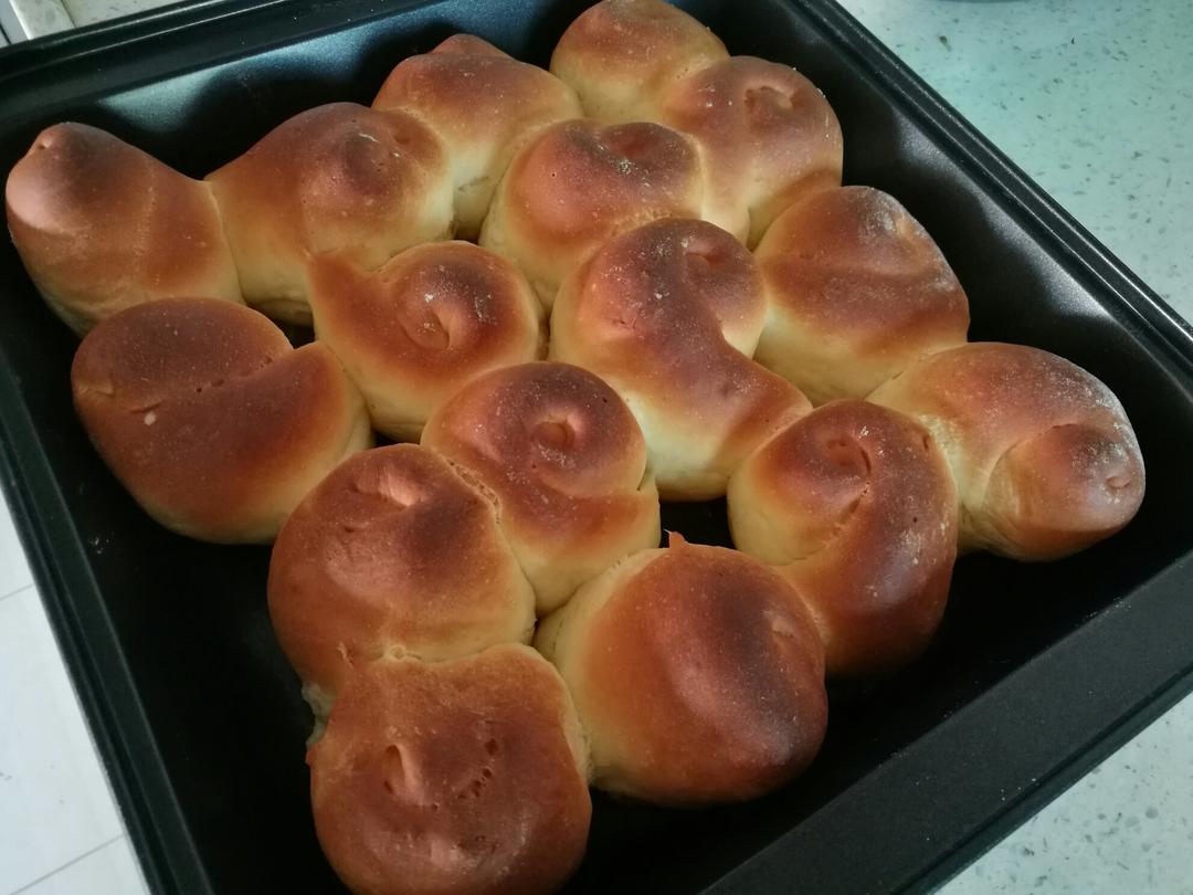 脆底蜂蜜小面包