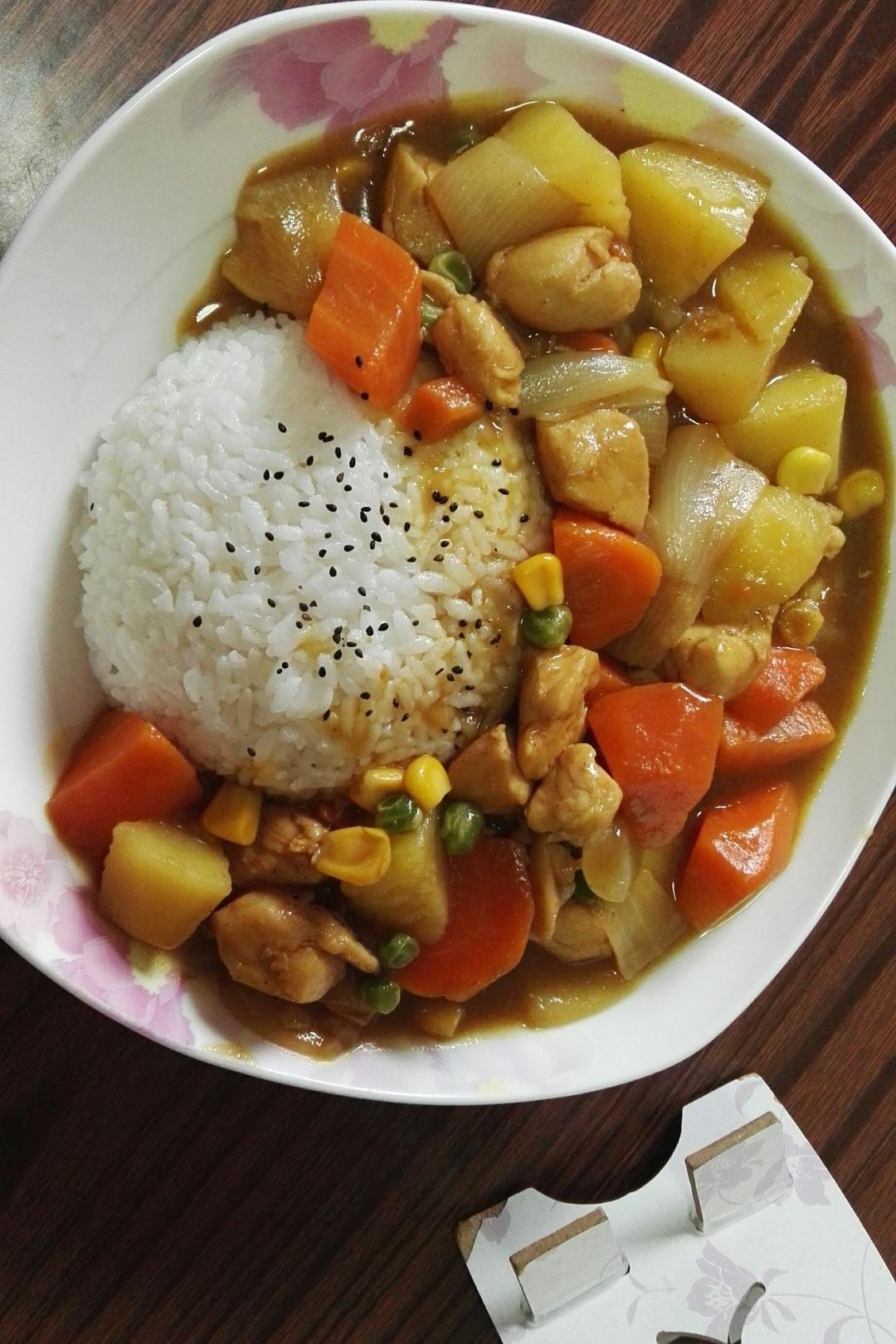 咖喱鸡肉饭