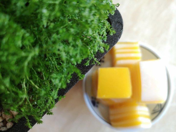 妈妈们快看，这道甜品是会跳舞的，孩子们一定喜欢！——芒果千层糕