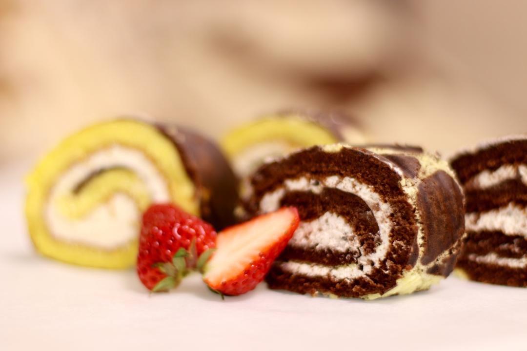 奶牛蛋糕卷+长颈鹿蛋糕卷