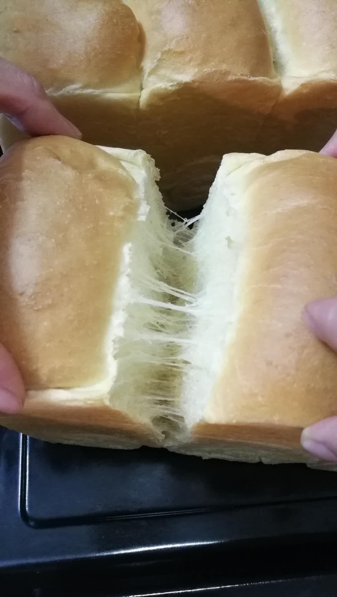 纯奶手撕吐司的做法 步骤1