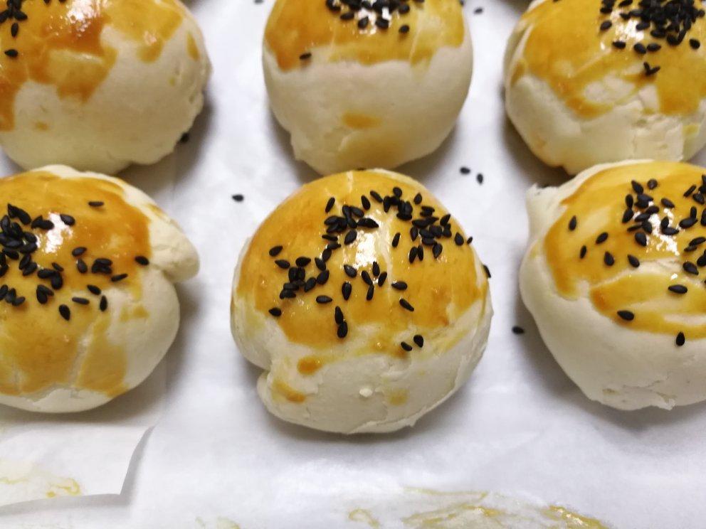 超简单 免揉 酥掉渣的蛋黄酥(超详细附全程视频)不破酥『万能酥皮』