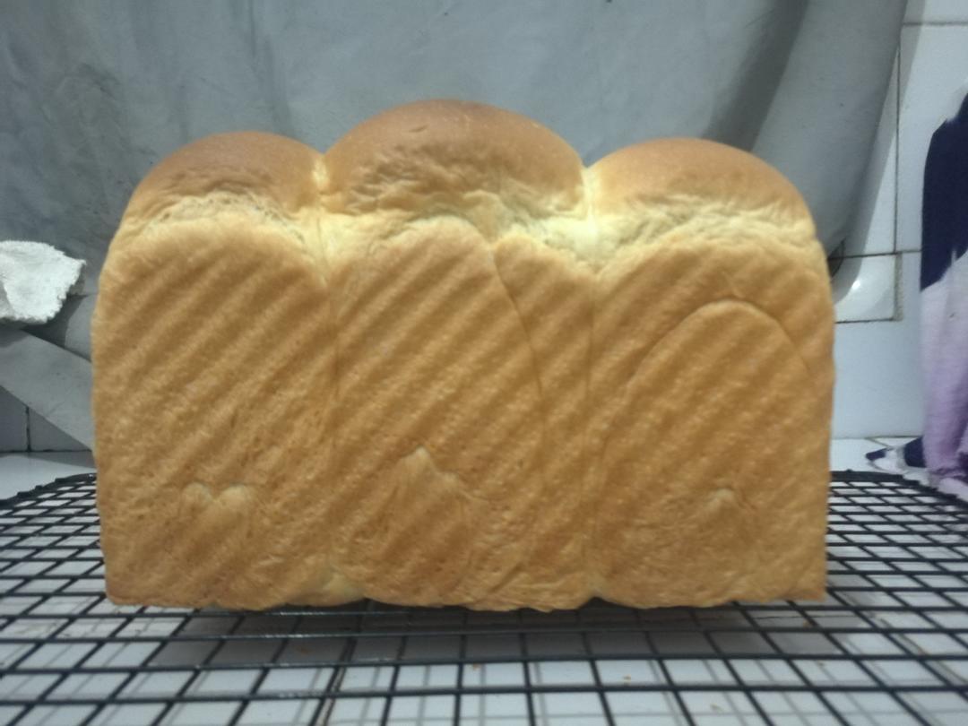 北海道吐司（70%中种）—全蛋大爆头法