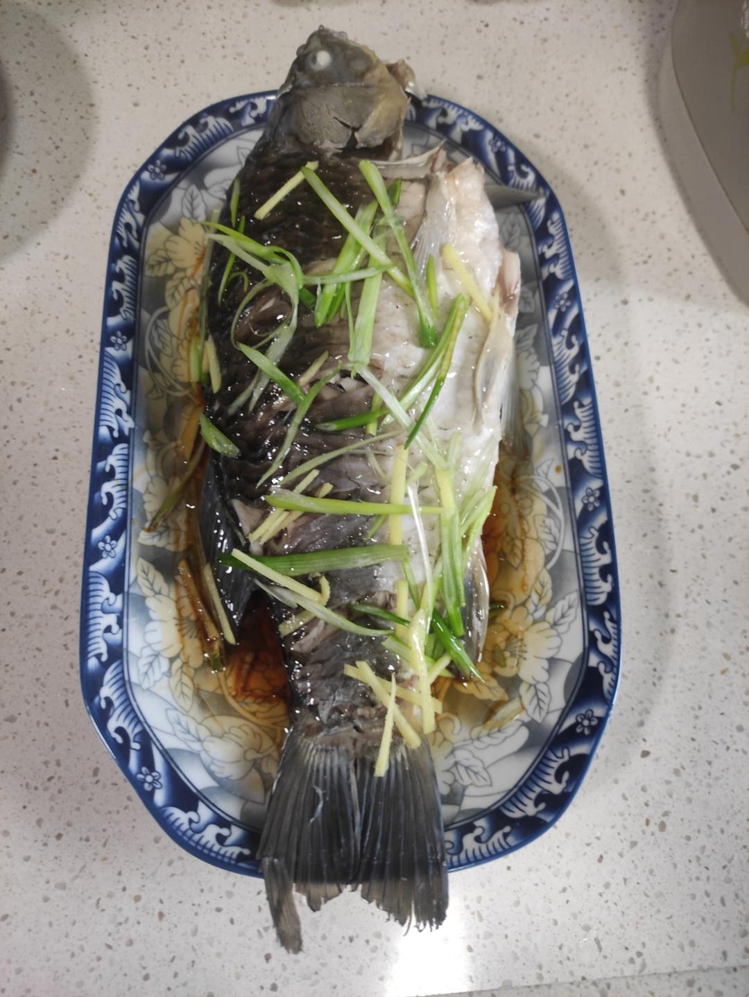 清蒸鲫鱼