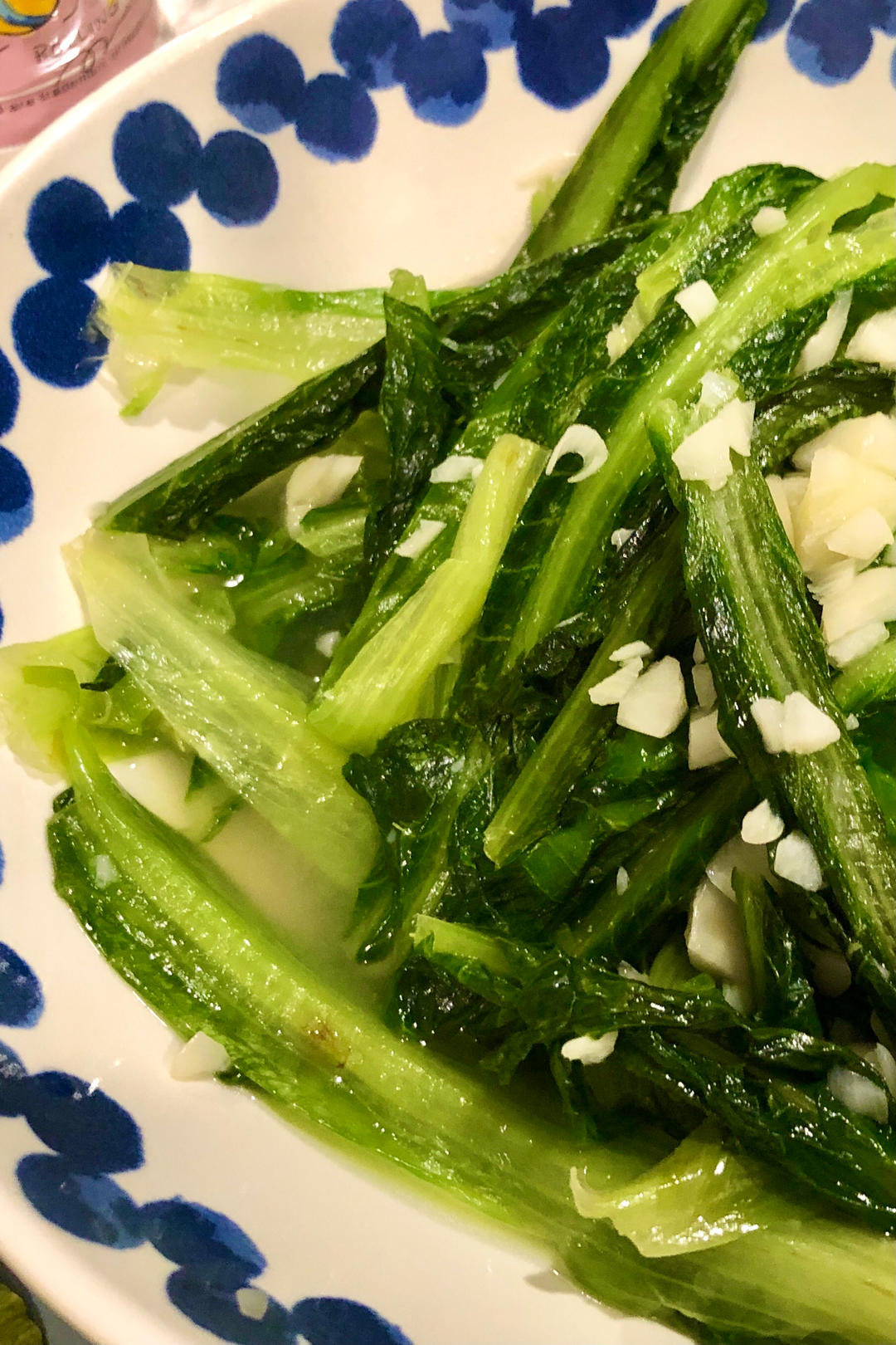 「蒜蓉油麦菜」看颜值就知道多健康