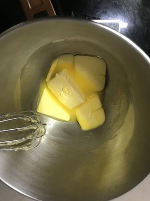 冬天如何快速软化黄油的做法 步骤3