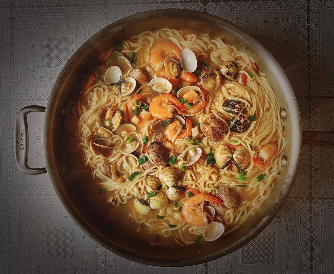 如此如此这般这般做的海鲜面