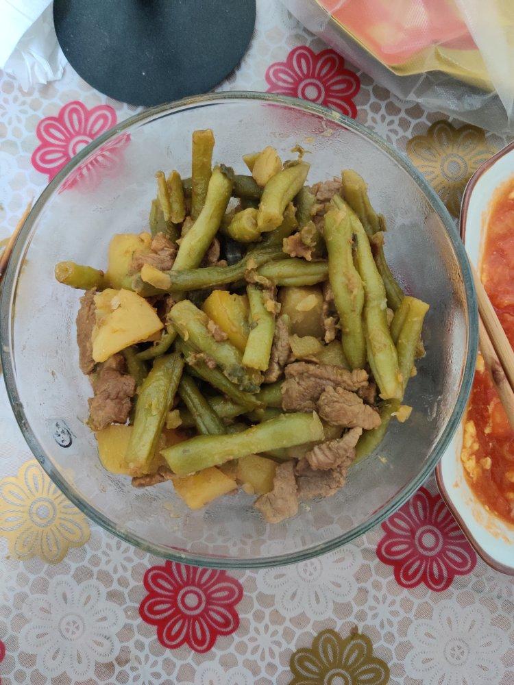 五花肉炖芸豆土豆 Pork Belly with B&P