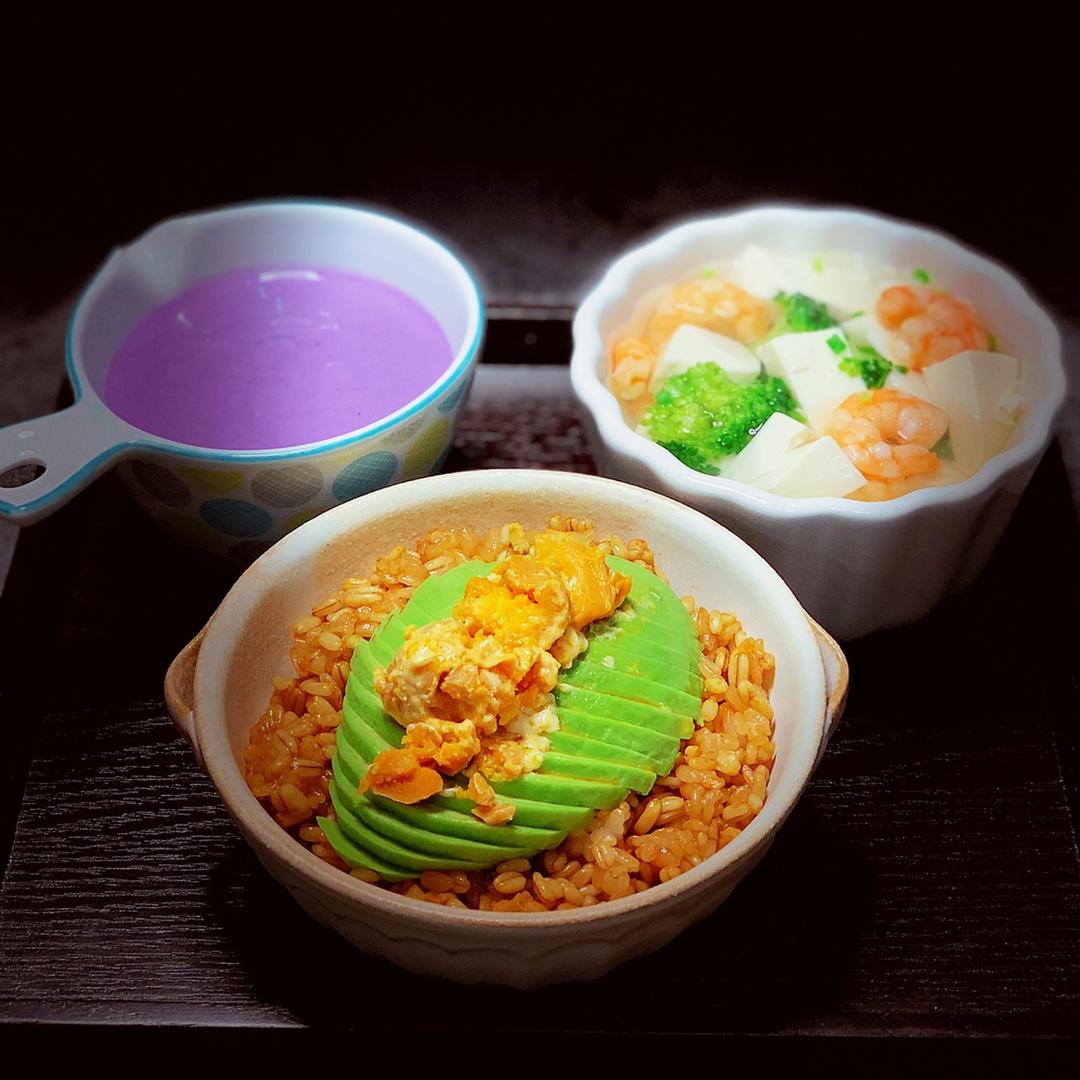 牛油果蛋黄拌饭的全部作品