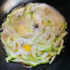 白菜鸡蛋汤面的做法 步骤6
