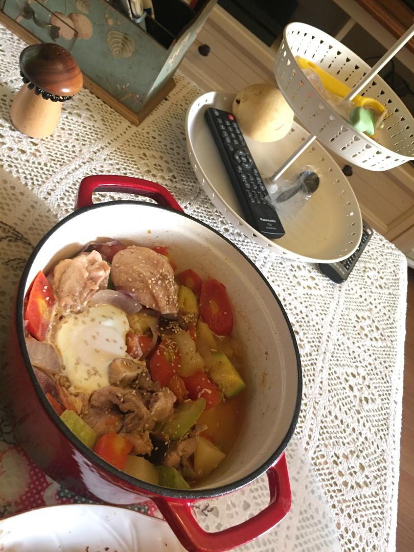 鸡腿烤杂蔬（珐琅锅）