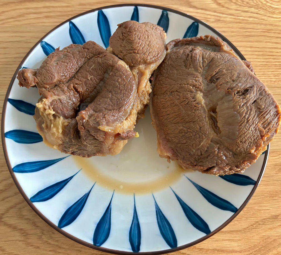 卤牛肉方子的做法