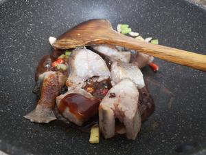 明太鱼炖土豆的做法 步骤4