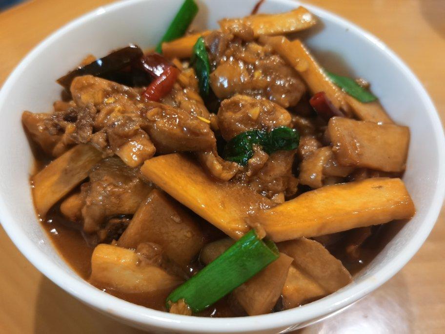 比饭店好吃很多倍的黄焖鸡