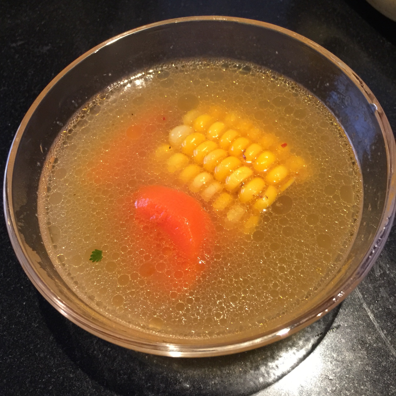 虫草花玉米胡萝卜炖排骨汤
