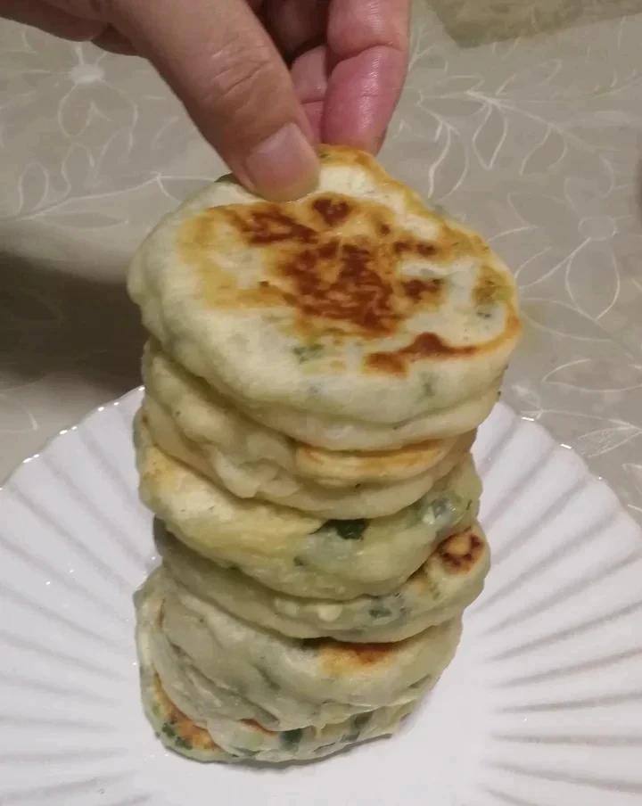 懒人版葱香发面饼 要多软有多软 零失败的方子 附细节视频详解