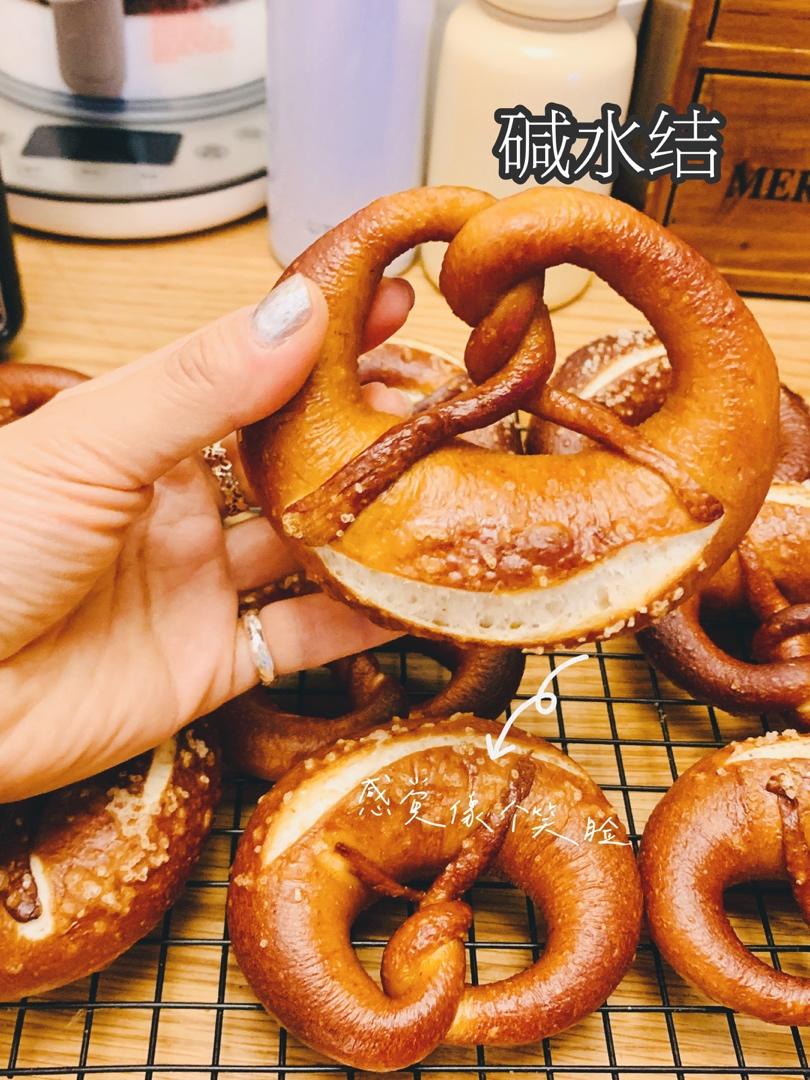 德国碱水面包/普雷节/中国结/绣球/红豆碱水棒/五股辫/六股辫/碱水球