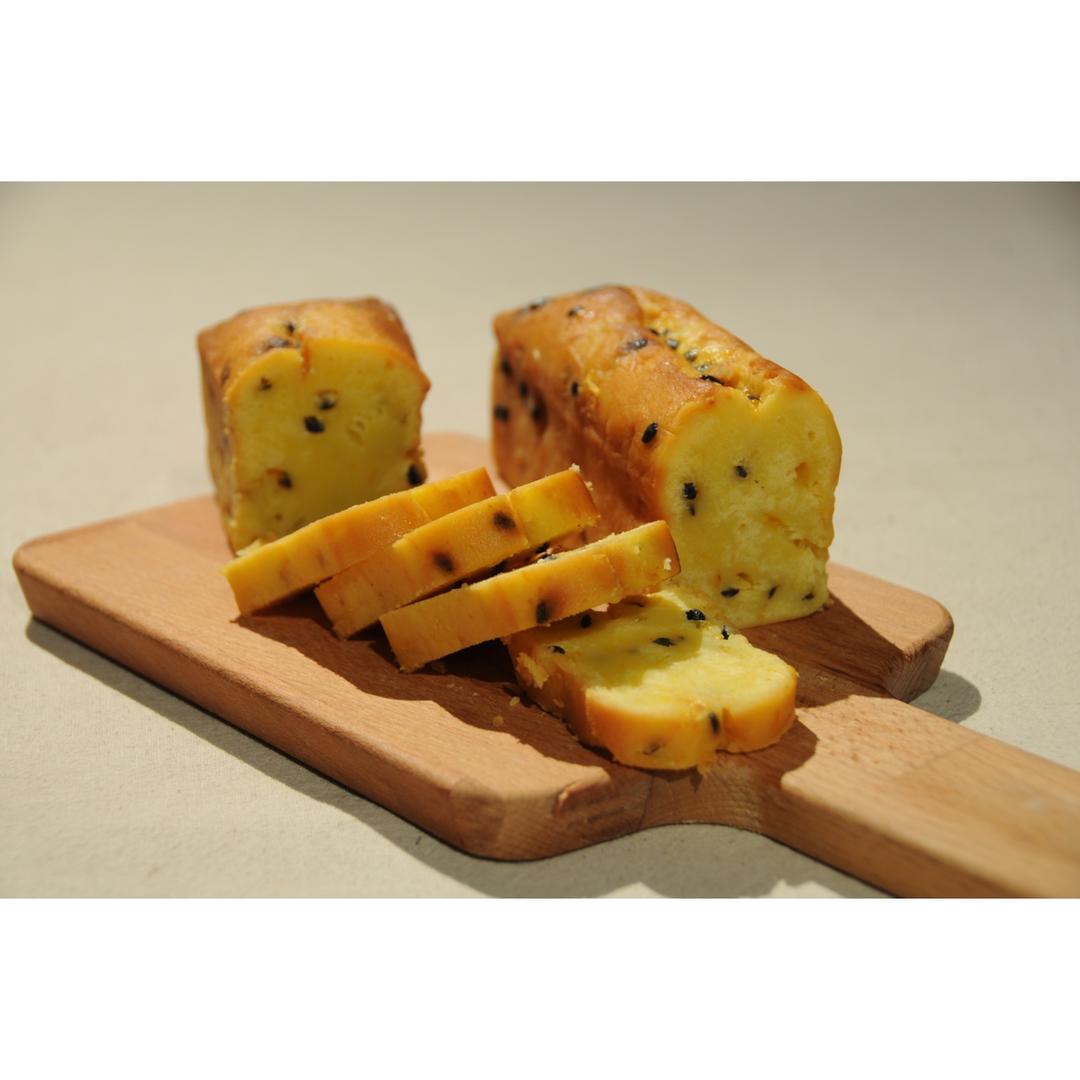 轻盈百香果磅蛋糕