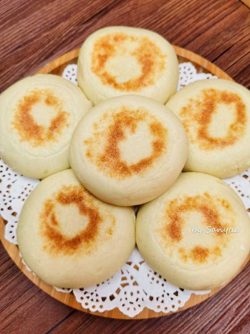 【奶香无油烤饼 万能饼 夹肉夹菜都好吃 不放一滴油 附细节视频详解的