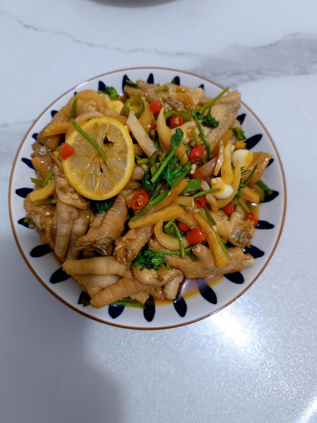 【柠檬酸辣鸡爪】自制超级无敌美味的网红鸡爪