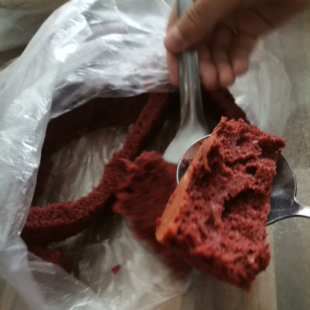 8寸红丝绒蛋糕