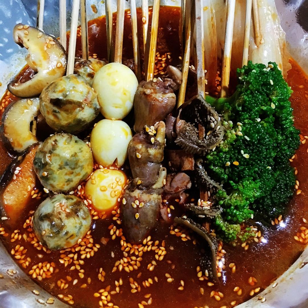 钵钵鸡，冷串串