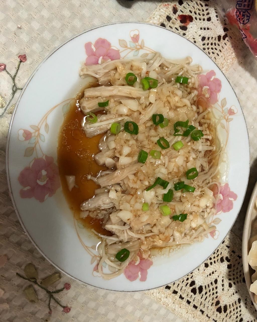 蒜蓉蒸金针菇