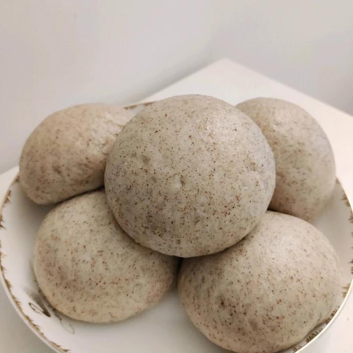 无油无糖松软的全麦馒头