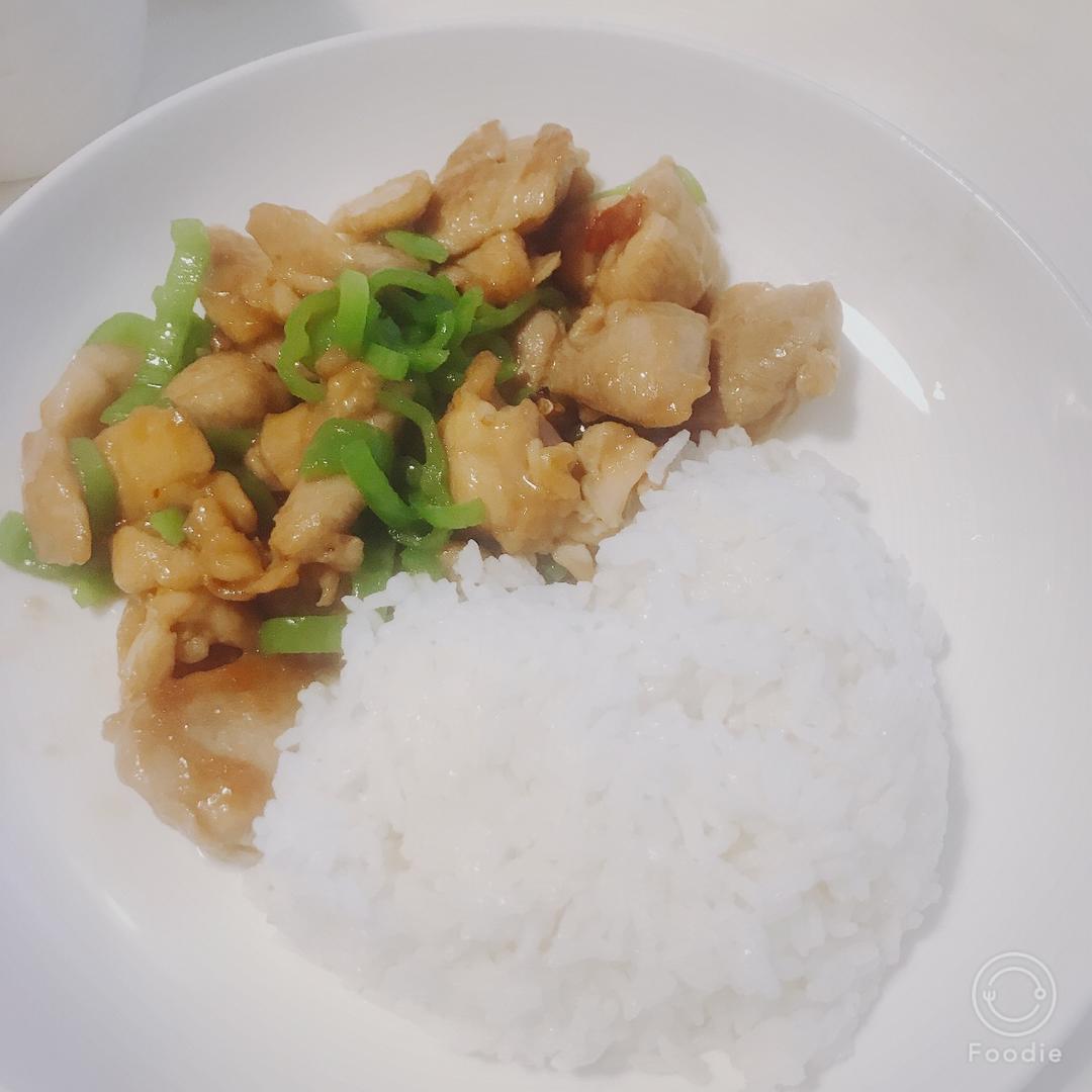 青椒炒鸡腿肉（大厨级别）