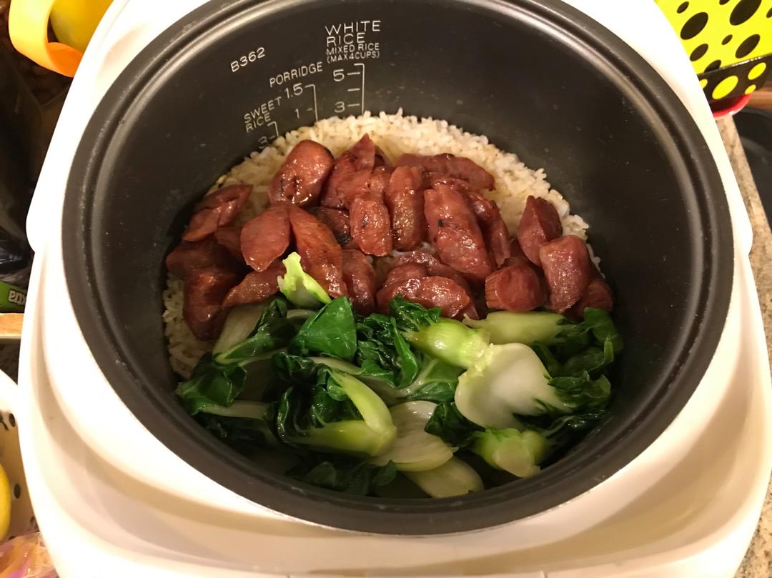 腊味煲仔饭（电饭煲版）