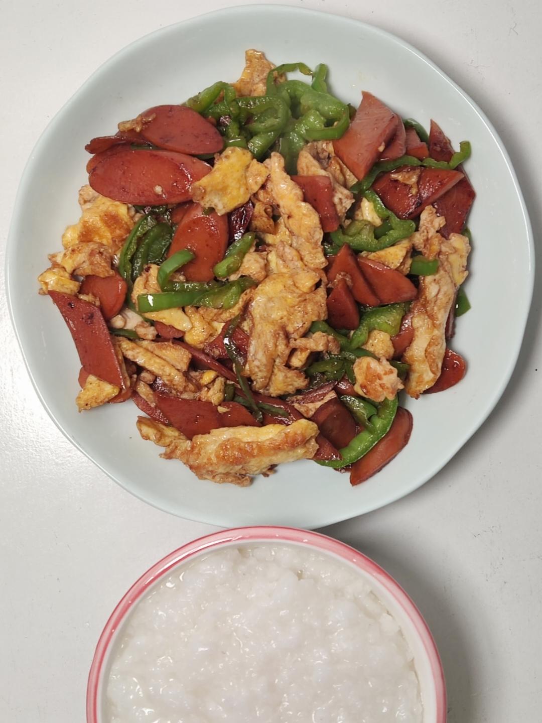 青椒火腿炒鸡蛋