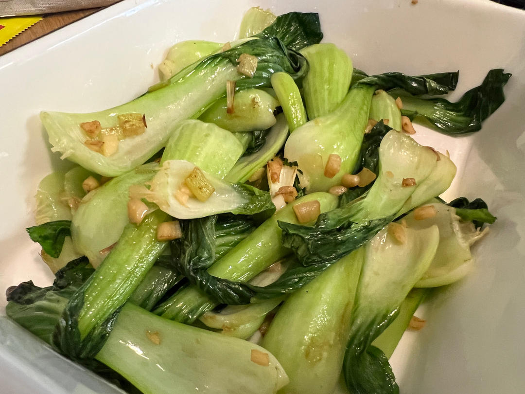 蒜炒上海青苗