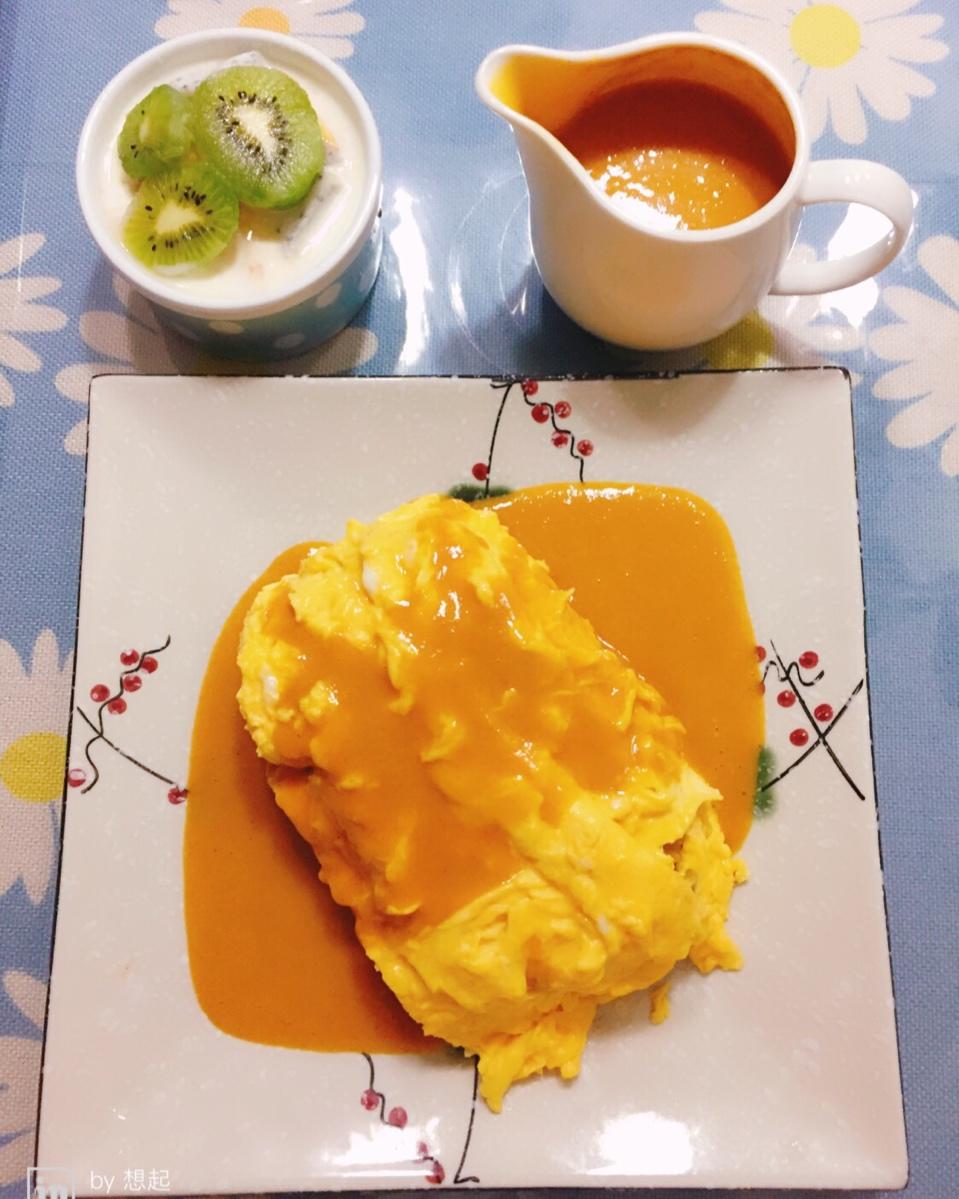 咖喱鸡蛋包饭＋咖喱鸡排饭