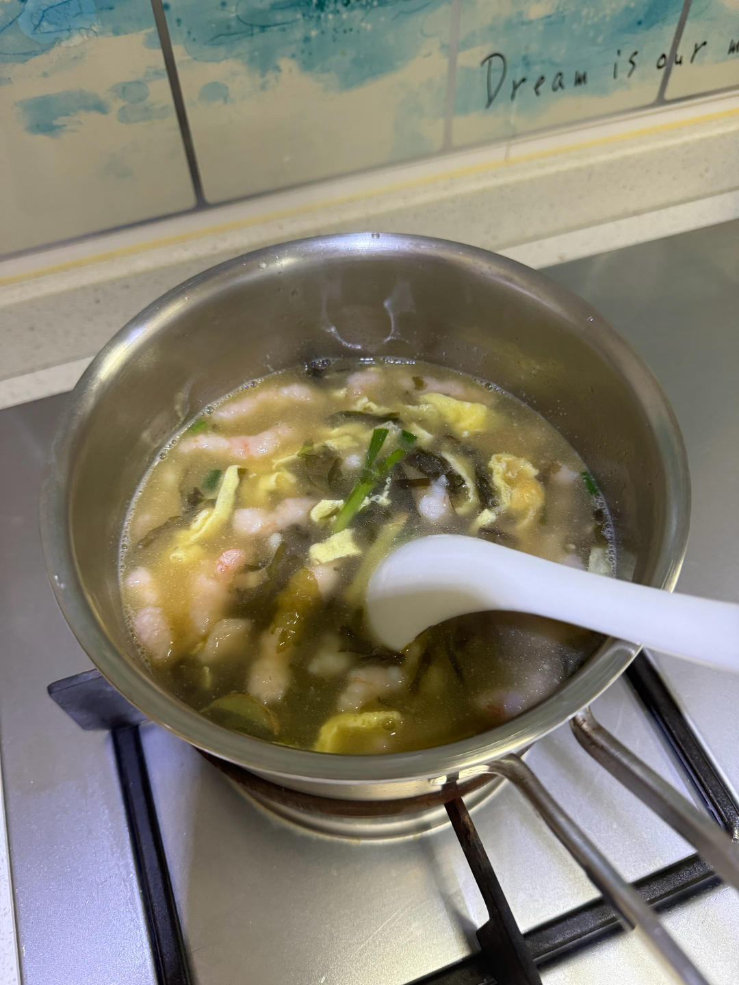 低卡鲜美的紫菜虾滑汤！好喝不胖减脂餐