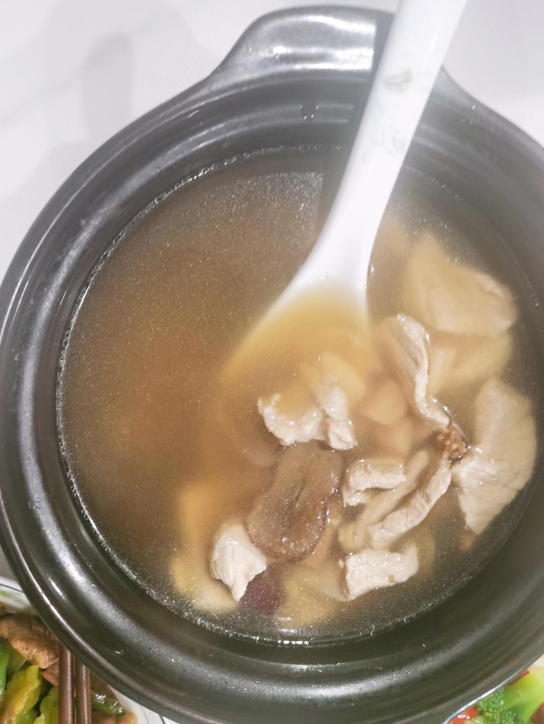 瑶柱瘦肉炖汤（补锌补铁补气血）