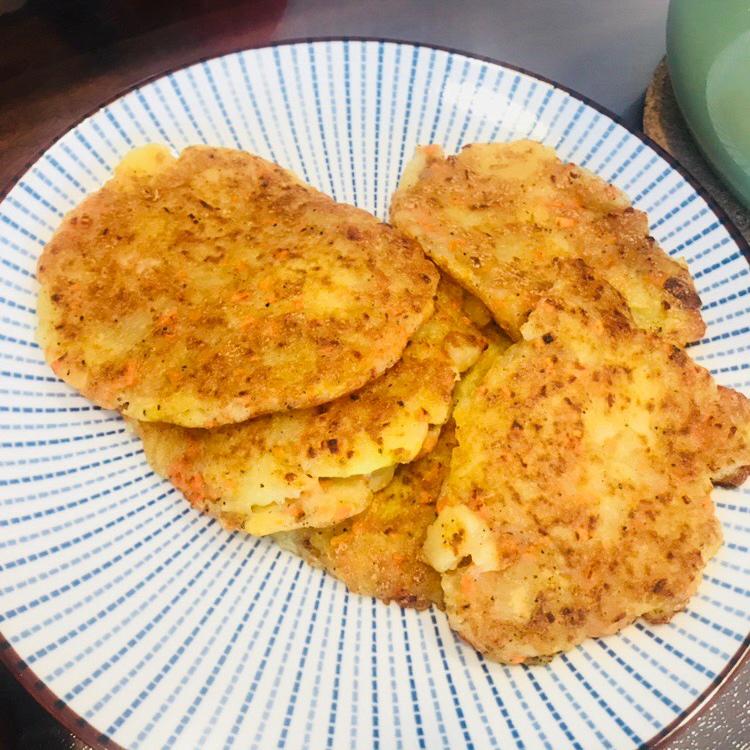鸡蛋土豆饼