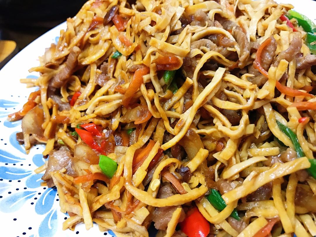 豆腐丝肉丝混炒