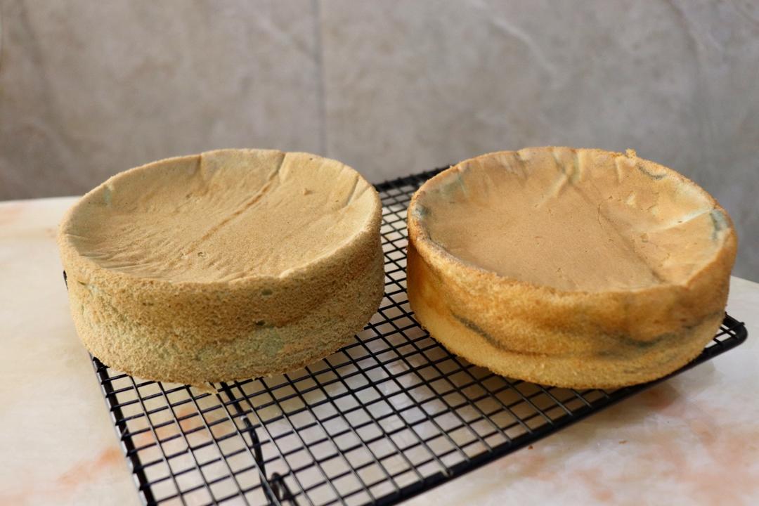 戚风蛋糕完美脱模+切片