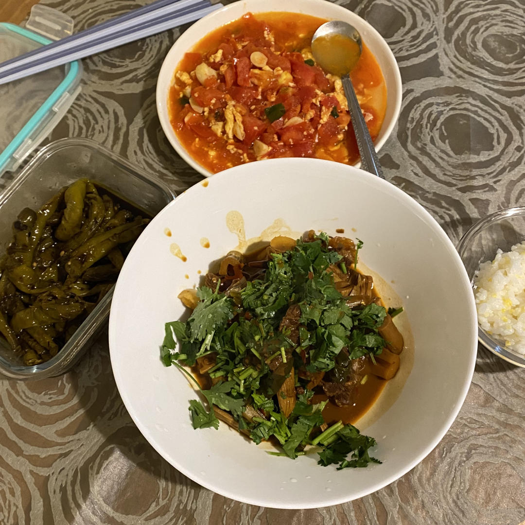 西红柿炒鸡蛋时，多加这一步，鸡蛋香嫩又入味