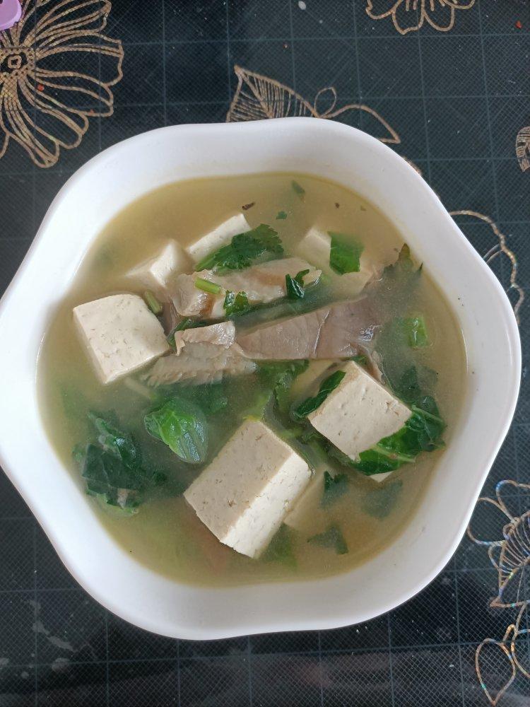 平菇豆腐汤