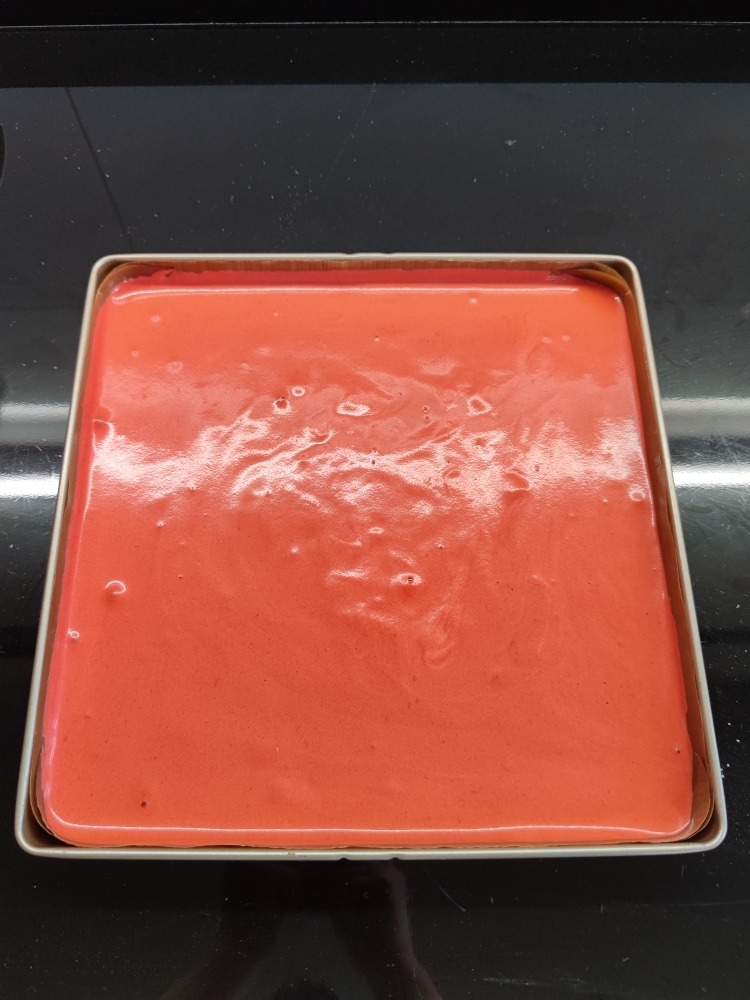红丝绒奶油蛋糕卷的做法 步骤10