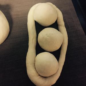 面包超人、太阳、豌豆荚、蜗牛面包整形装饰法的做法 步骤2