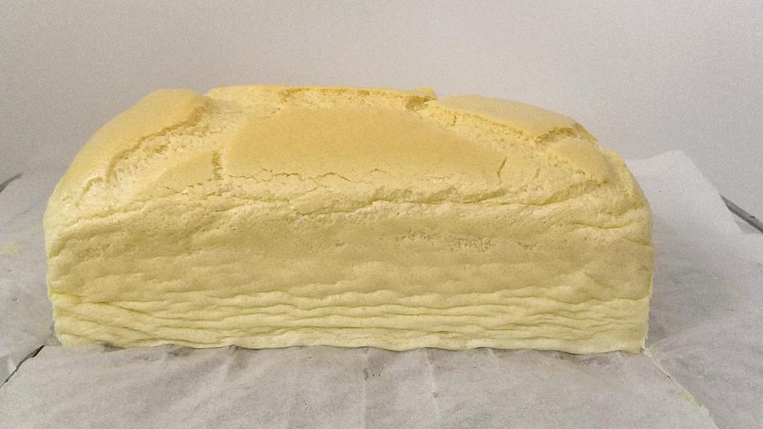 堪比柯基屁股
爆浆芝士🧀古早蛋糕