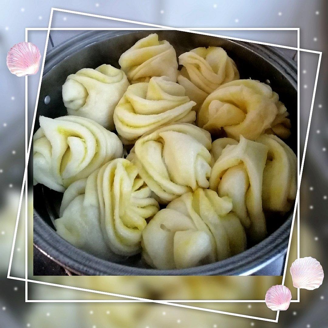 快手发面大花卷（含和面、揉面手法）