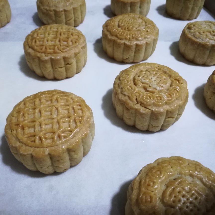 晔子2013做的传统老式月饼不用转化糖浆