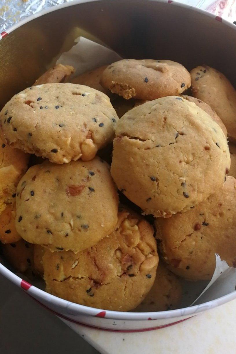 红糖黑芝麻饼干—酥脆无黄油快手版