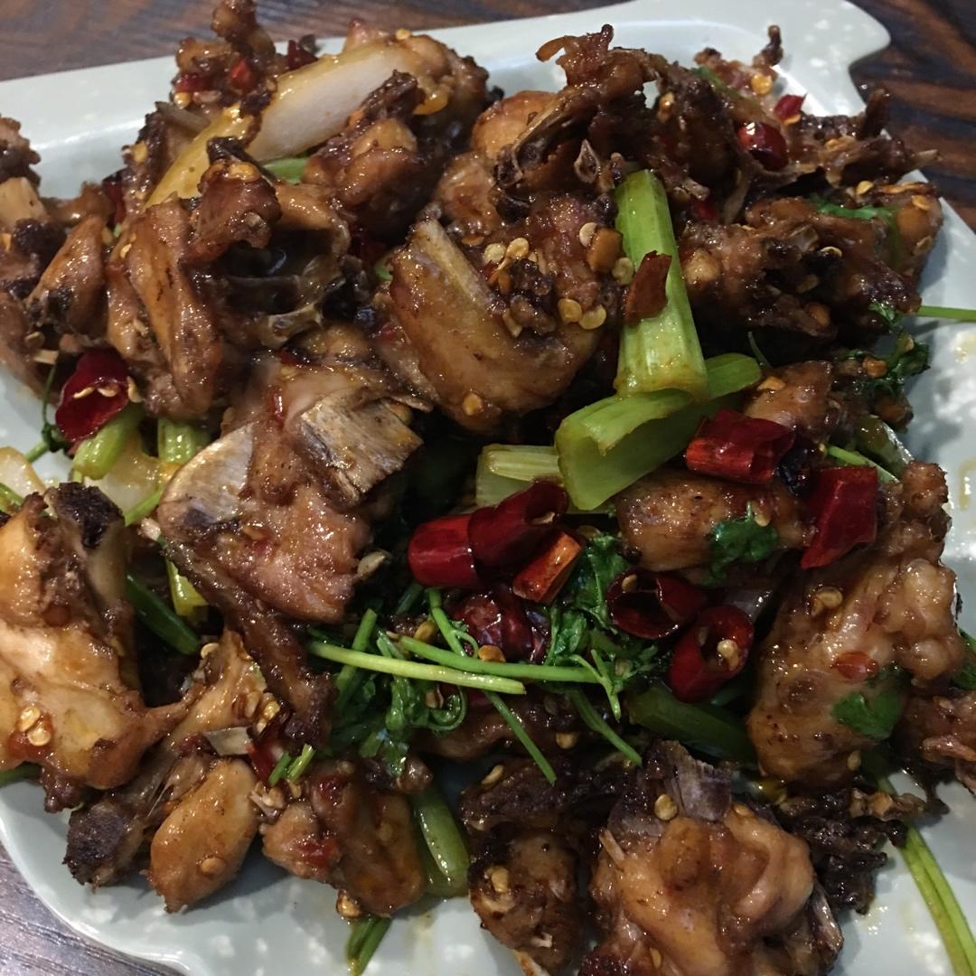 辣炒鸡架