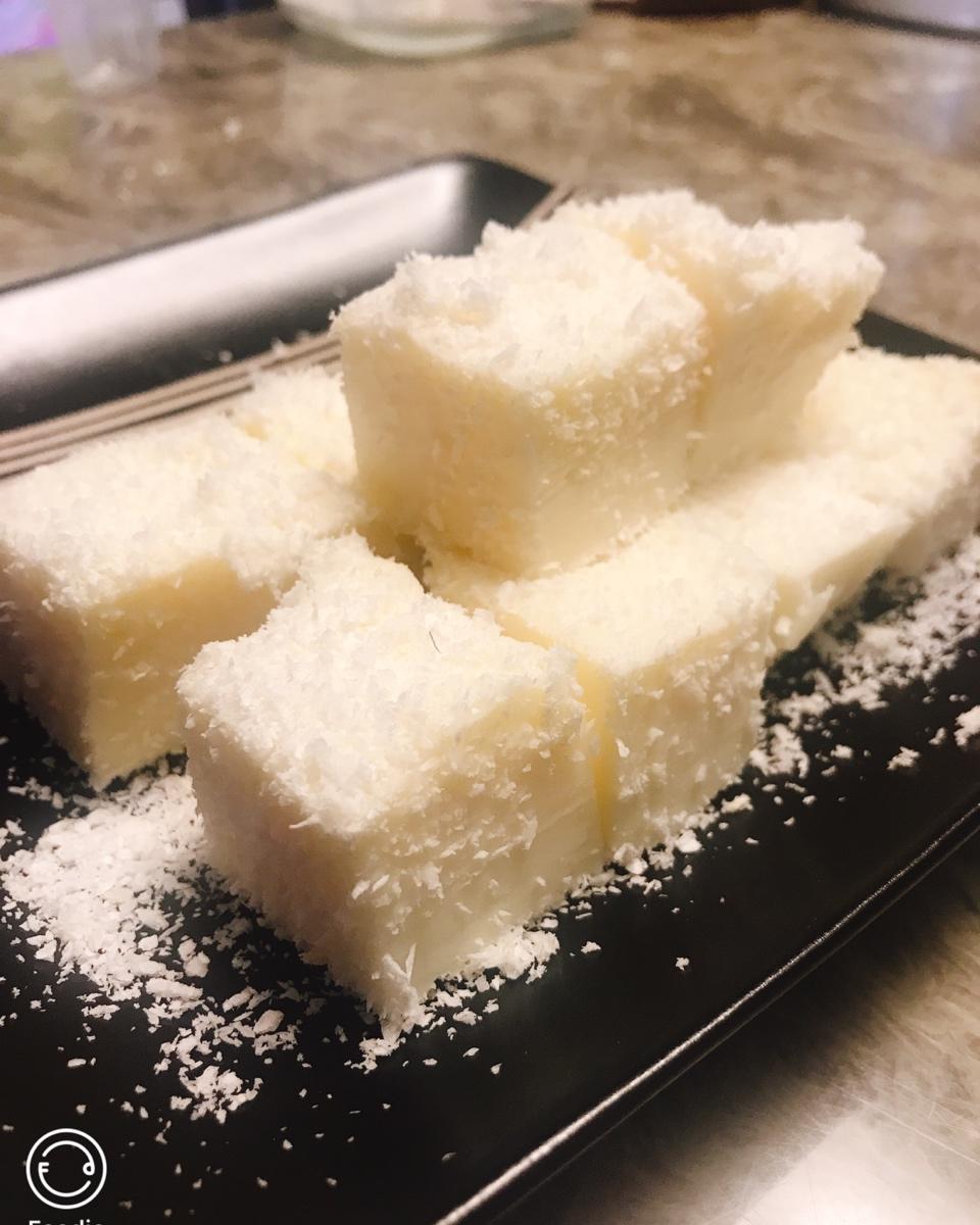 完胜85度C牛奶椰丝小方