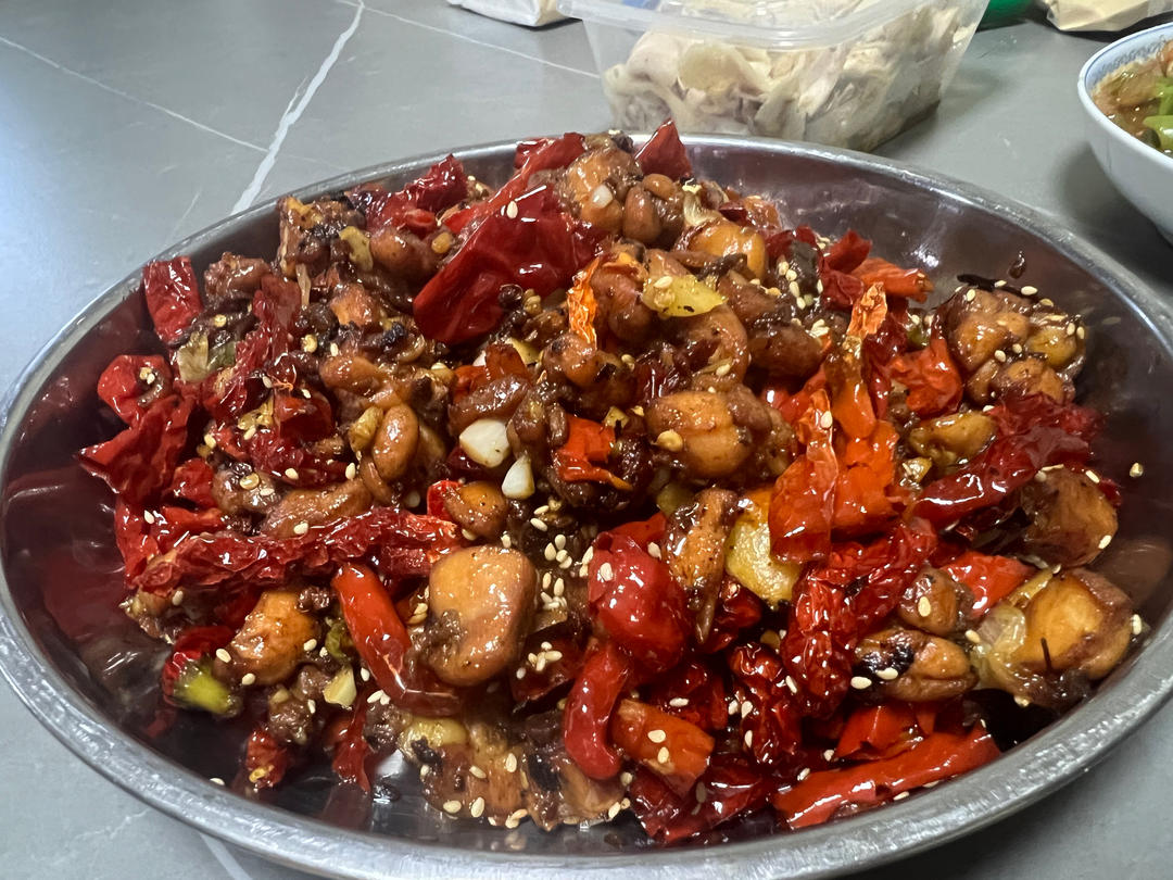 新疆正宗辣子鸡